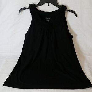 Renee & Belle Black Sleeveless Blouse‎ Size S